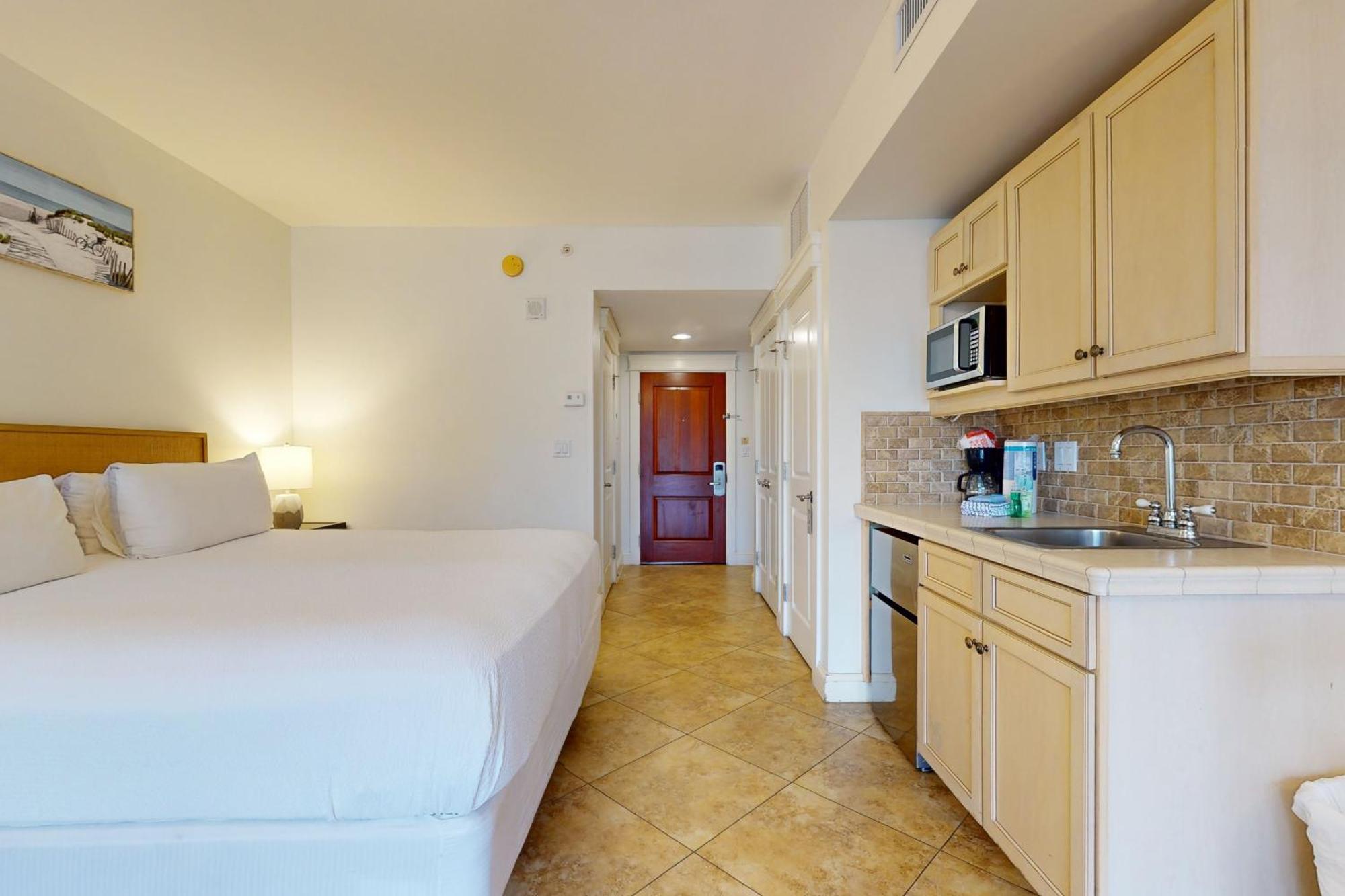 The Grand 2311 Ξενοδοχείο Miramar Beach Εξωτερικό φωτογραφία